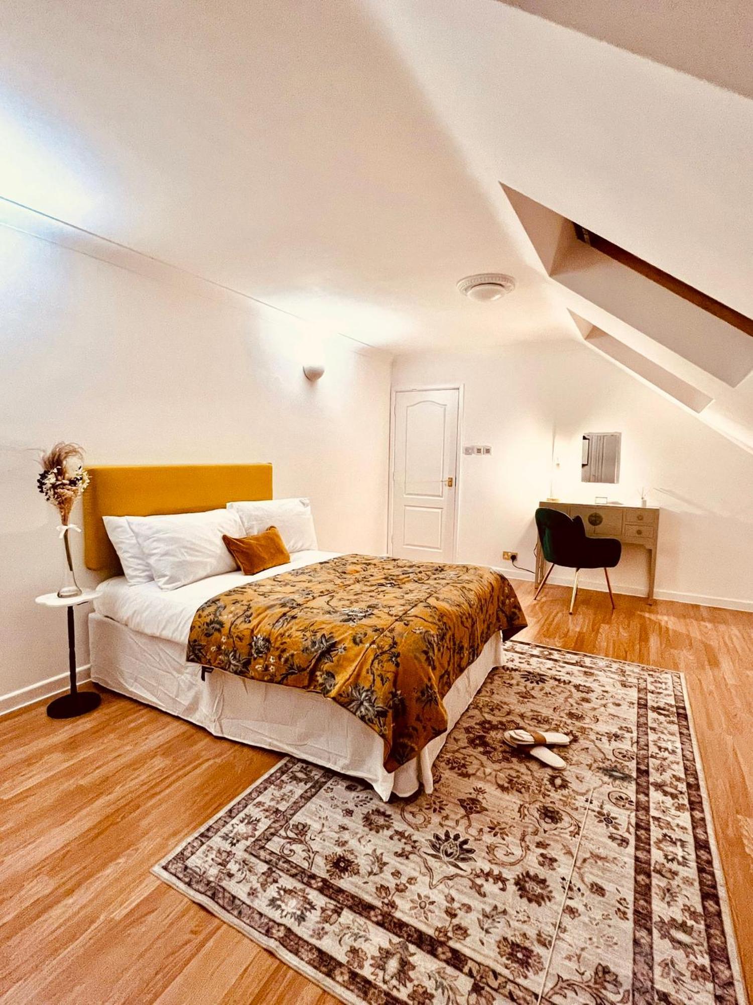 Signature Apartment